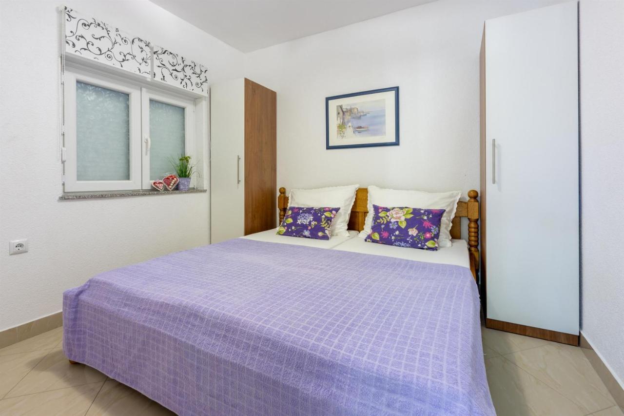 Apartments Pera Selce Bagian luar foto