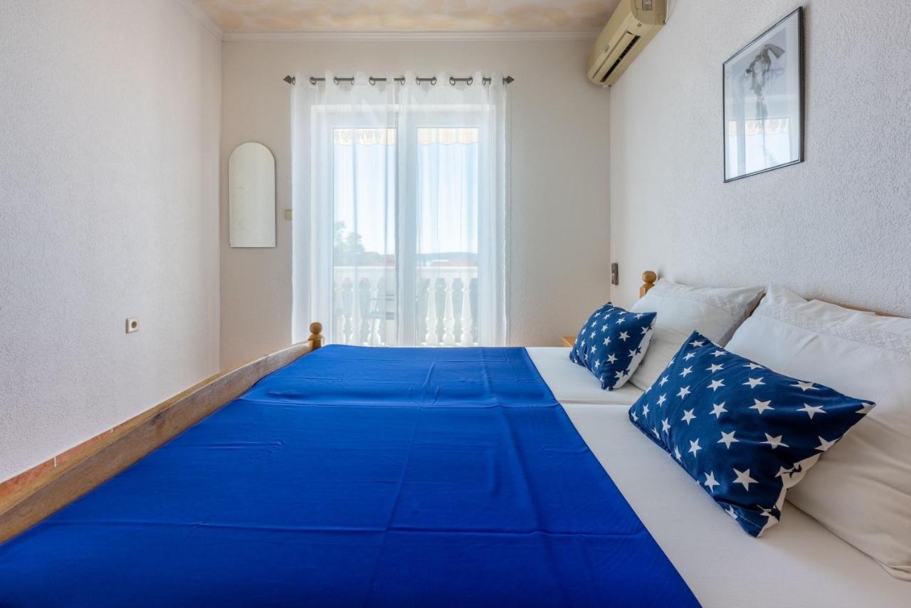 Apartments Pera Selce Bagian luar foto